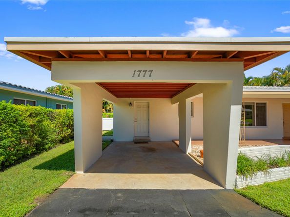 1777 NE 46th St, Oakland Park FL 33334