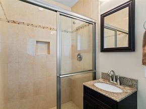 1777 NE 46th St, Oakland Park FL 33334