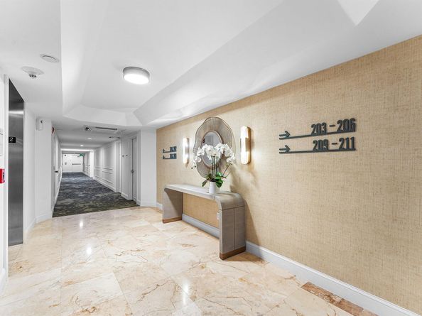 3610 S Ocean Boulevard 210, South Palm Beach FL 33480