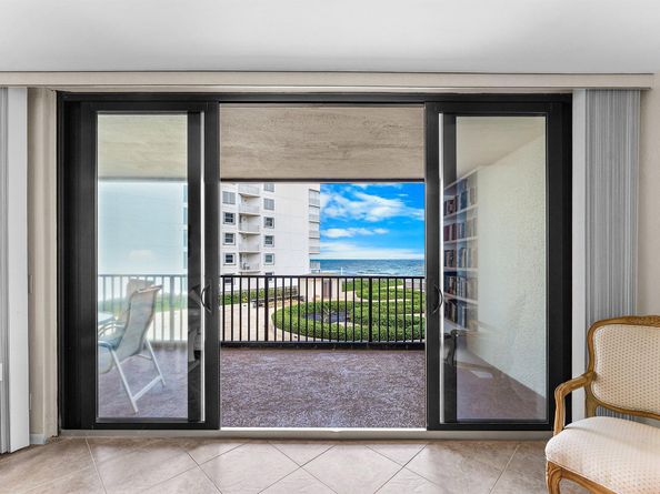 3610 S Ocean Boulevard 210, South Palm Beach FL 33480