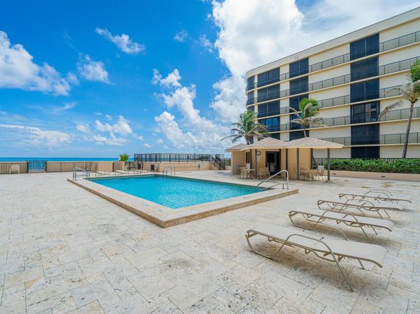 3610 S Ocean Boulevard 210, South Palm Beach FL 33480