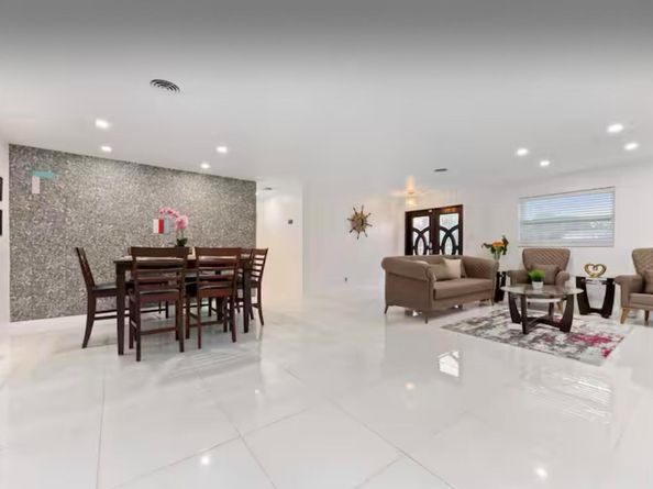 3700 Australian Court, West Palm Beach FL 33407
