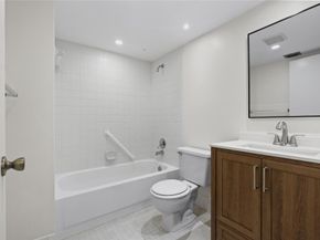 1801 Eleuthera Pt J3, Coconut Creek FL 33066