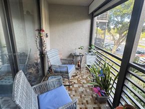 900 Colony Point Circle 218, Pembroke Pines FL 33026