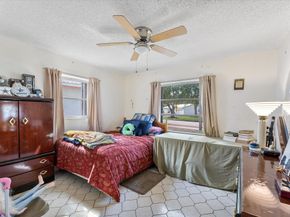 1540 NW 85th Ave, Plantation FL 33322