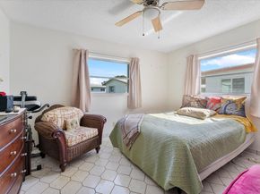 1540 NW 85th Ave, Plantation FL 33322