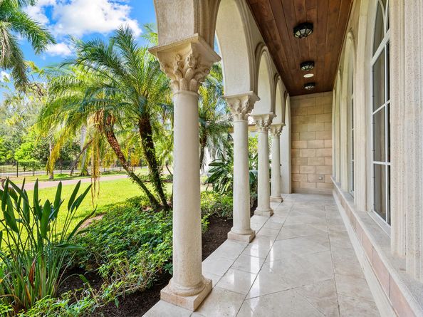 8800 NW 68th Court, Parkland FL 33067