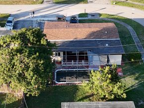 8900 NW 26th Pl, Sunrise FL 33322