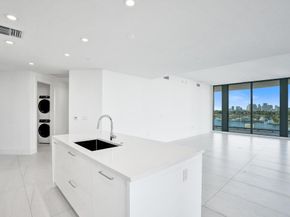 153 N Seabreeze 504S, Fort Lauderdale FL 33304