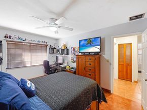 18910 W Oakmont, Hialeah FL 33015