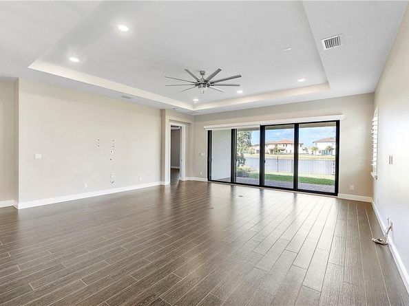 11835 S Baypoint Cir, Parkland FL 33076