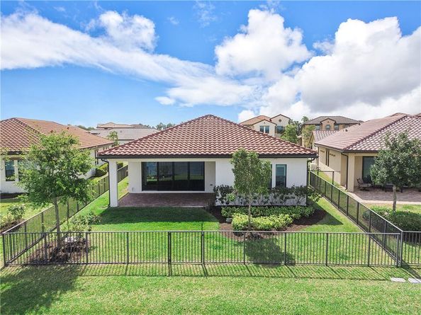 11835 S Baypoint Cir, Parkland FL 33076