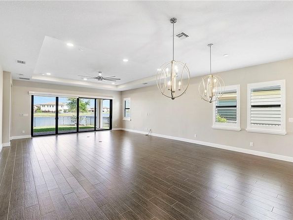 11835 S Baypoint Cir, Parkland FL 33076