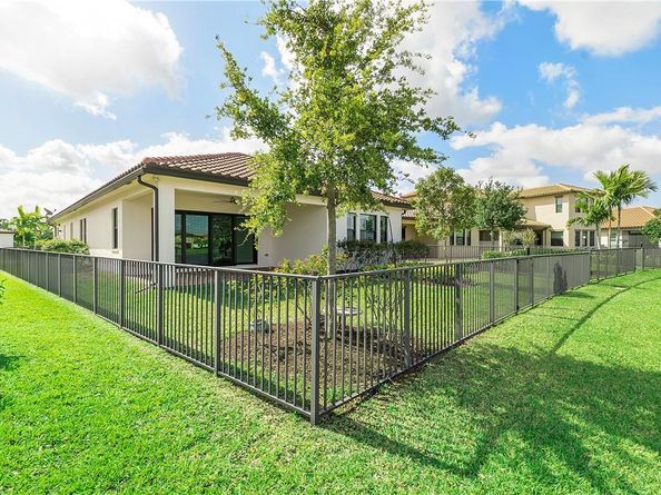 11835 S Baypoint Cir, Parkland FL 33076