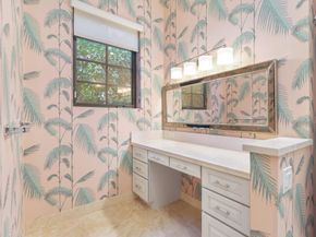 216 Summa Street, West Palm Beach FL 33405