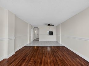112 Royal Park Dr 3D, Oakland Park FL 33309