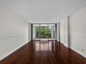 112 Royal Park Dr 3D, Oakland Park FL 33309