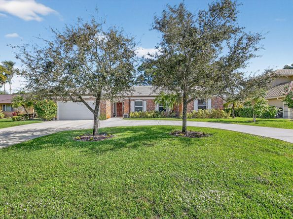 224 Orange Tree Drive, Atlantis FL 33462