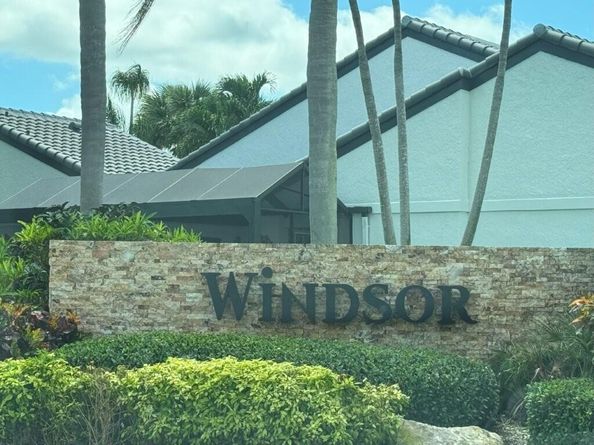 9 Windsor Lane, Boynton Beach FL 33436