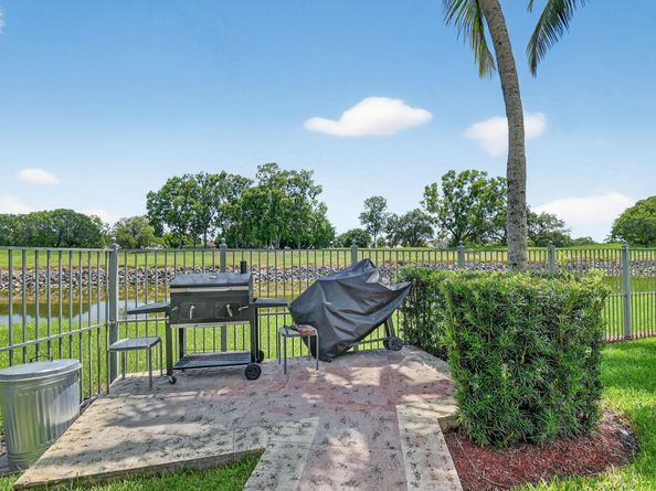 11781 Saint Andrews Place 106, Wellington FL 33414