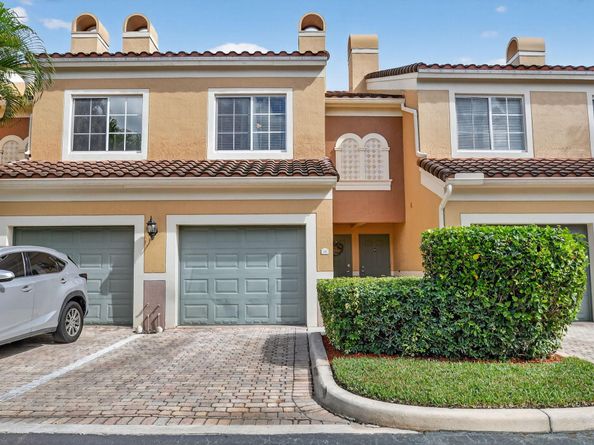 11781 Saint Andrews Place 106, Wellington FL 33414