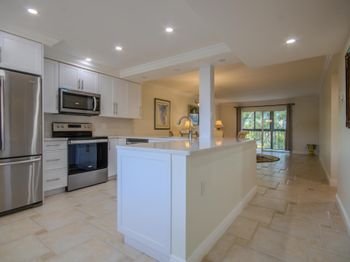 14375 Strathmore Lane