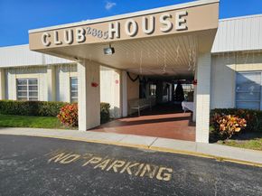 2790 E Ashley Drive E E, West Palm Beach FL 33415