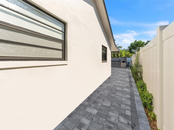 22718 SW 65th Terrace, Boca Raton FL 33428