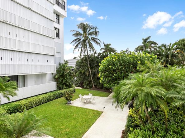 2860 S Ocean Boulevard 210, Palm Beach FL 33480