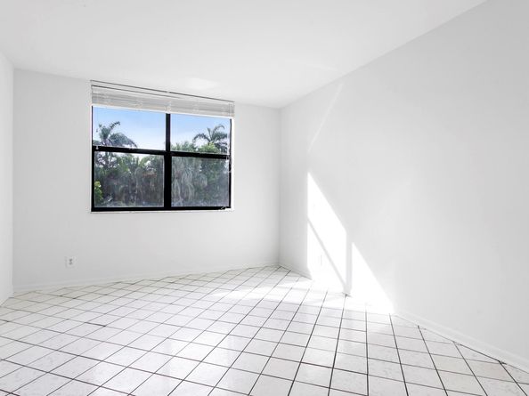 2860 S Ocean Boulevard 210, Palm Beach FL 33480