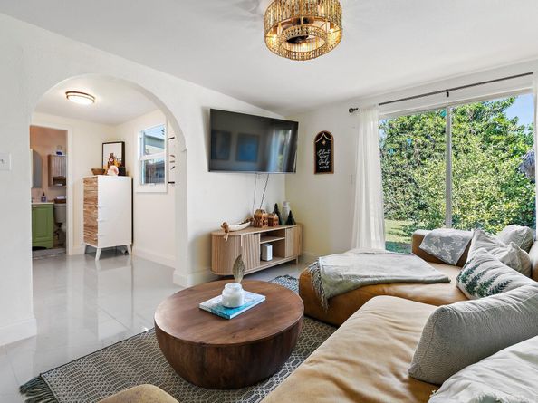 1821 Redbank Road, North Palm Beach FL 33408