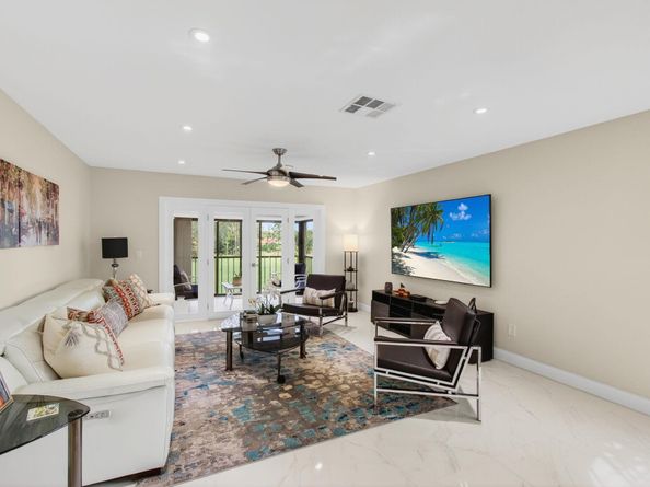 21668 Arriba Real 43H, Boca Raton FL 33433