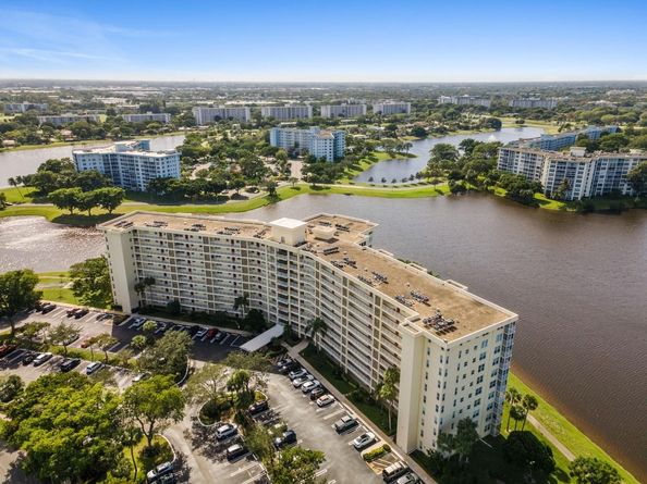 3095 N Course Dr 412, Pompano Beach FL 33069