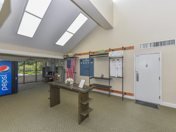 1605 S Us Highway 1 1d, Jupiter FL 33477