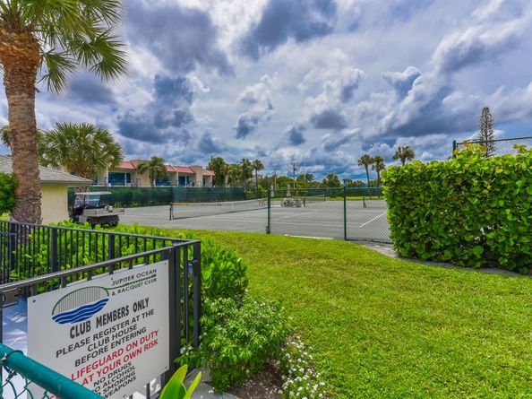 1605 S Us Highway 1 1d, Jupiter FL 33477
