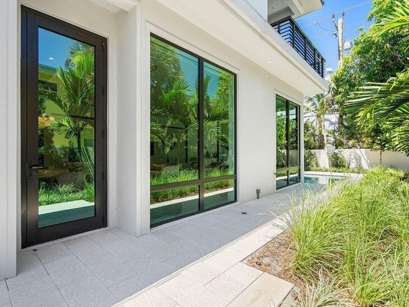 514 NE 7th Avenue, Delray Beach FL 33483