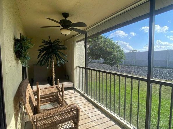 7915 Willow Spring Drive 1223, Lake Worth FL 33467