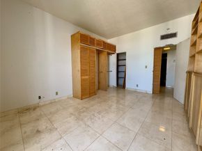 100 Bayview Dr PH28, Sunny Isles Beach FL 33160
