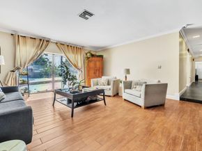 4734 Jefferson St, Hollywood FL 33021