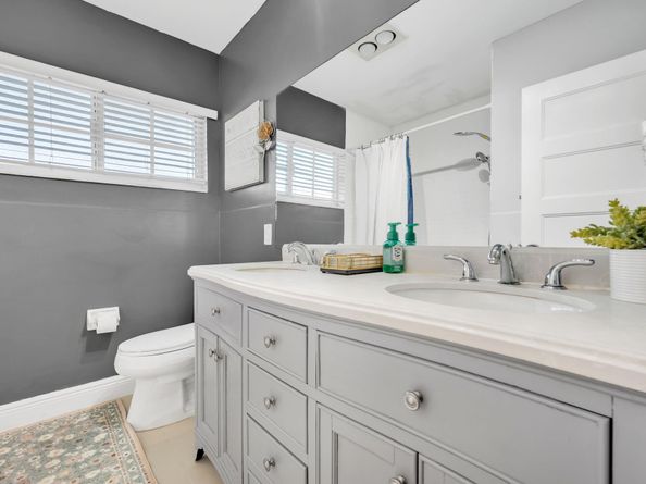 4734 Jefferson St, Hollywood FL 33021