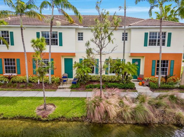 195 SW 7th St, Pompano Beach FL 33060