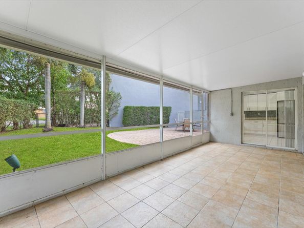 5857 Eagle Cay Circle, Coconut Creek FL 33073