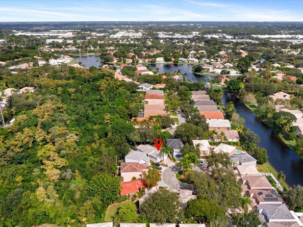 5857 Eagle Cay Circle, Coconut Creek FL 33073