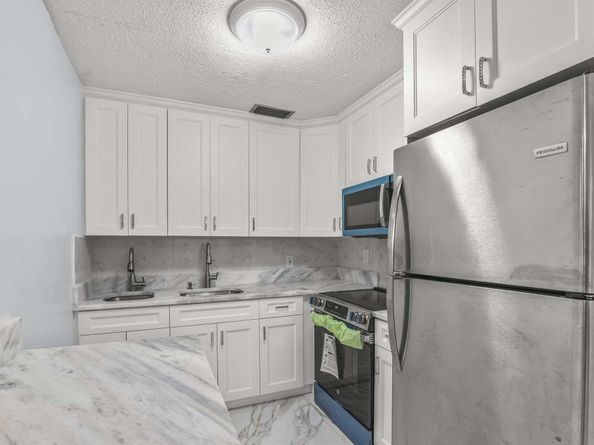 63 Hastings D, West Palm Beach FL 33417