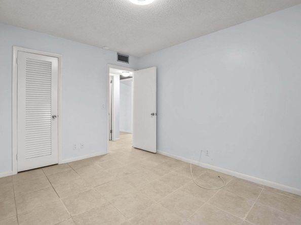 63 Hastings D, West Palm Beach FL 33417