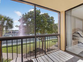 500 Egret Circle 8306, Delray Beach FL 33444