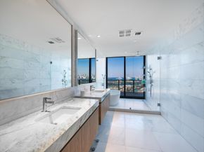 Undisclosed Address #F10537965, Miami Beach FL 33139
