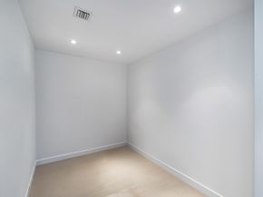 Undisclosed Address #F10537965, Miami Beach FL 33139