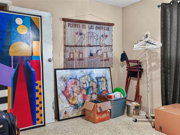 3446 NW 17 St, Miami FL 33125