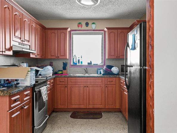 3446 NW 17 St, Miami FL 33125